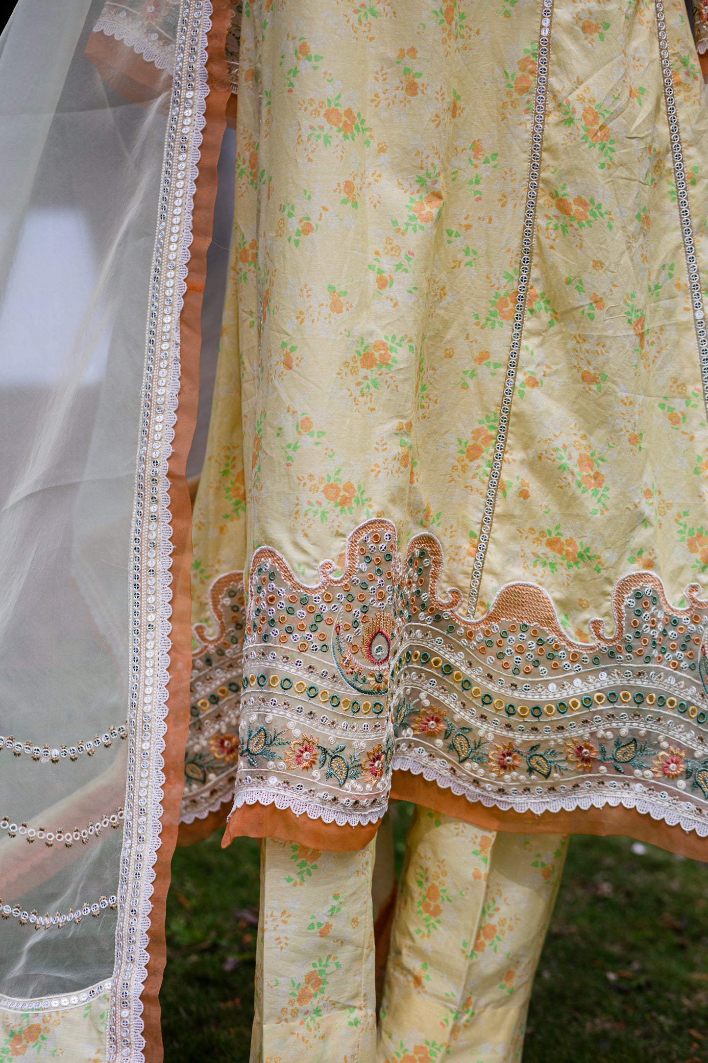 Jungle Theme Collection – Jazmin 3-Piece Set (Light Lemon Yellow, Large) - Code: JT01