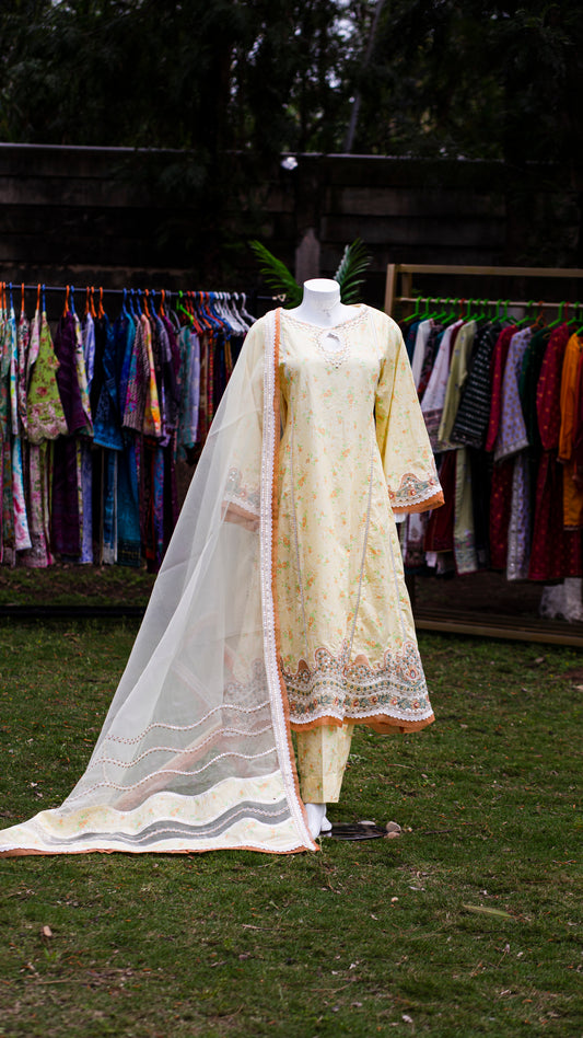 Jungle Theme Collection – Jazmin 3-Piece Set (Light Lemon Yellow, Large) - Code: JT01