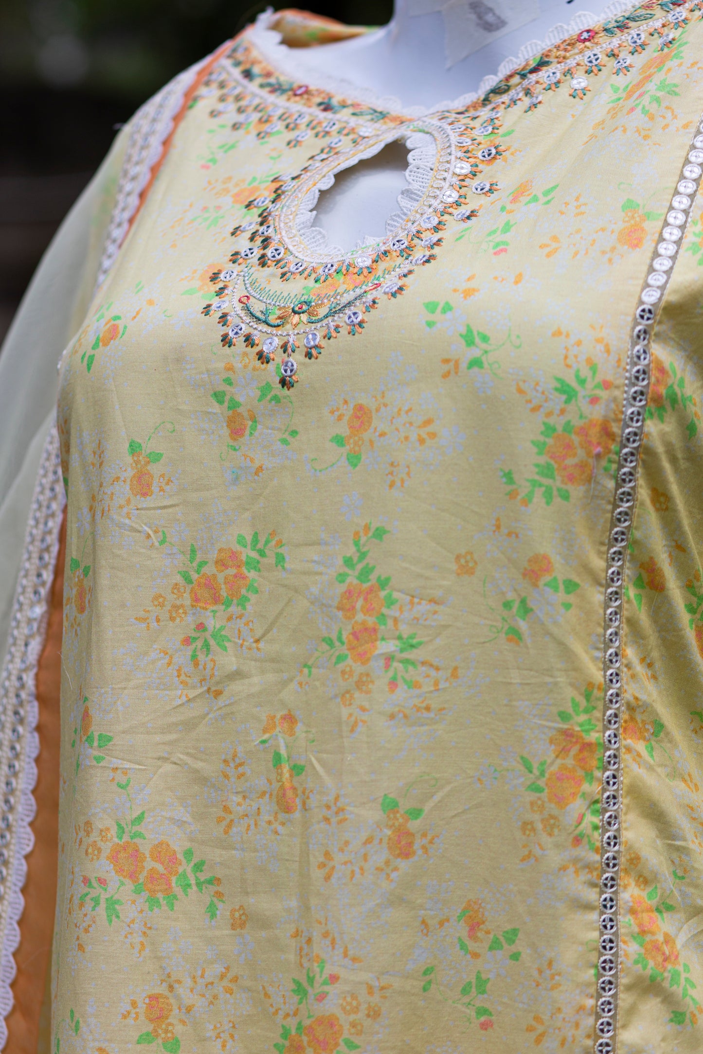 Jungle Theme Collection – Jazmin 3-Piece Set (Light Lemon Yellow, Large) - Code: JT01