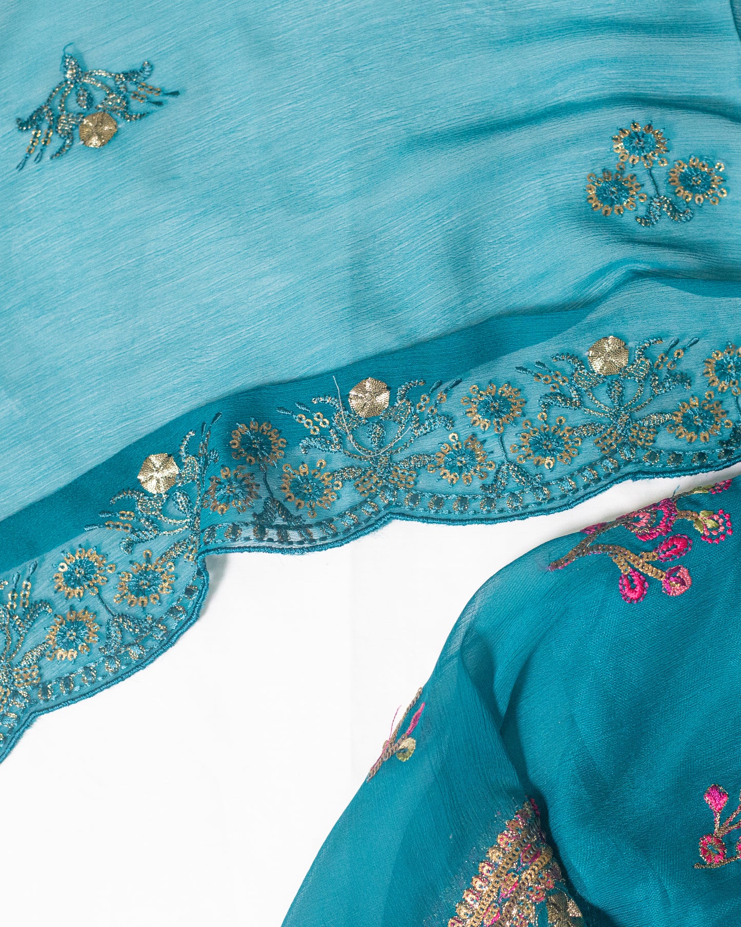 ✨ Jungle Theme Collection – Charizma 3-Piece Luxury Ensemble (Zinc, Large) - Code: JT04