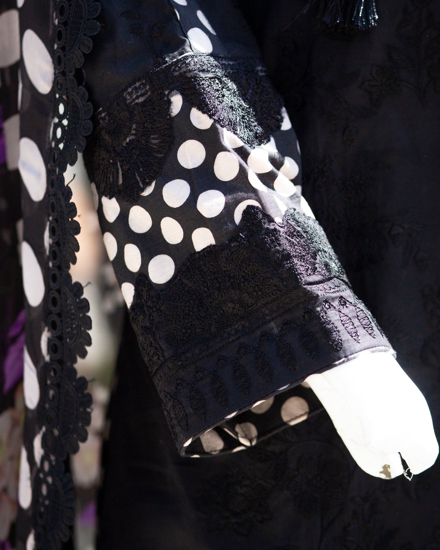 Jungle Theme Collection – Charizma 3-Piece Set (Black, Medium) - Code: JT02