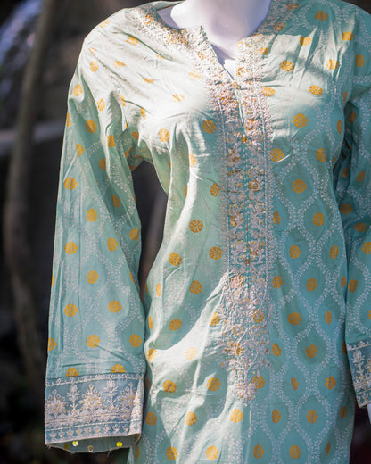 Bobrai Collection – Sapphire Lawn 2-Piece Embossed & Embroidered Set in Light Green