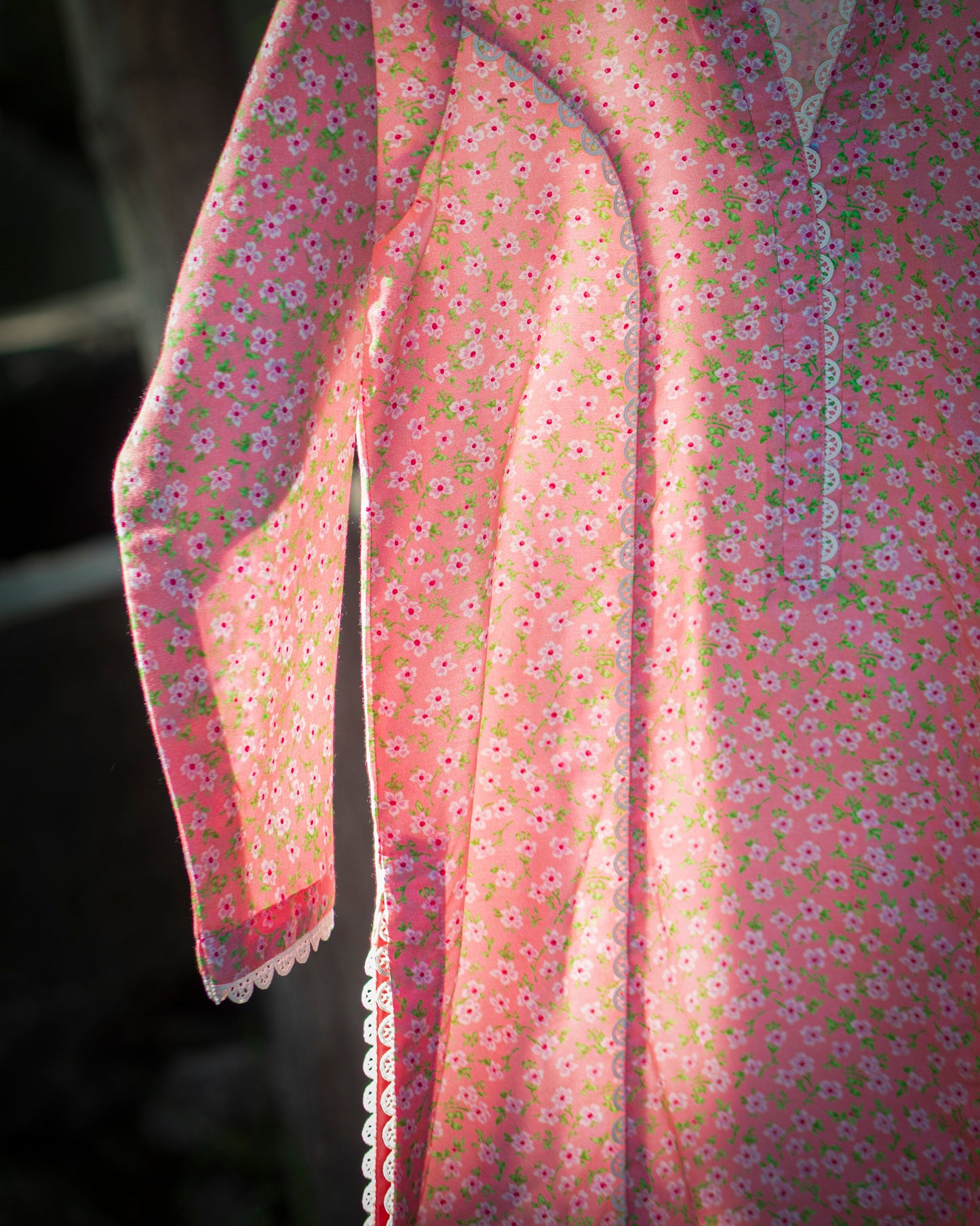 Bobrai Collection – Ethnic 1-Piece Cotton Silk Shirt in Floral Pink