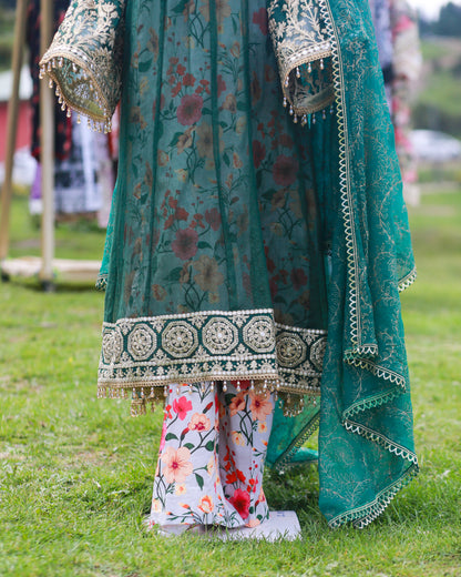 Laamana Collection – 4-Piece Formal Ensemble in Green (Medium) LBM39