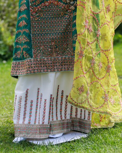 Laamana Collection – Hussain Rehar Luxury Lawn 3-Piece in Green (Medium) LH38