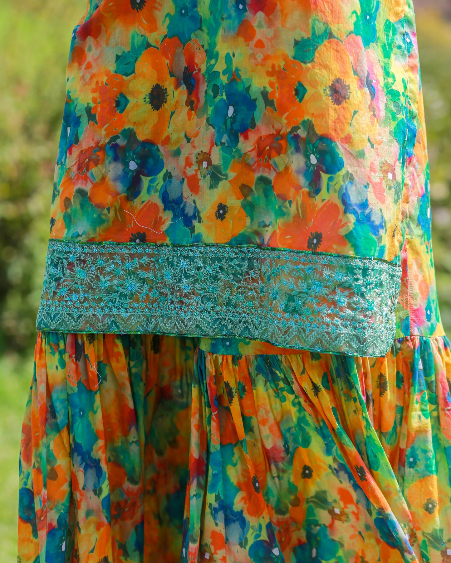 Laamana Collection – Ethnic Lawn 2-Piece Floral Ensemble (Small & Medium) - LE43